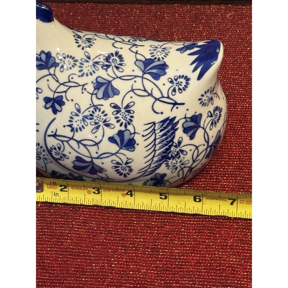 Blue & White Chinoiserie Ceramic Hen Chicken Figurine Floral Farmhouse Decor 7" - Picture 9 of 9